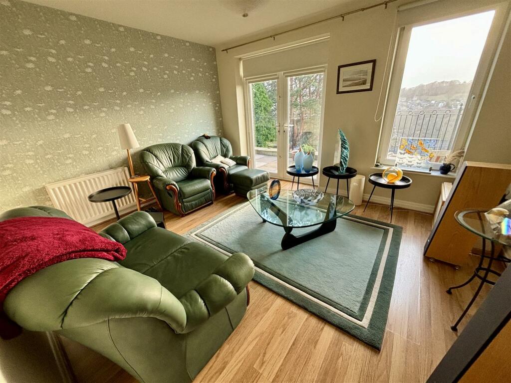 Rycliffe - Living Room.jpg