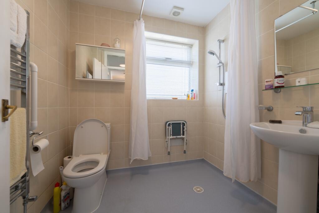 20240501053125 - 75R05551-HDR - 9 Rosemary Avenue,