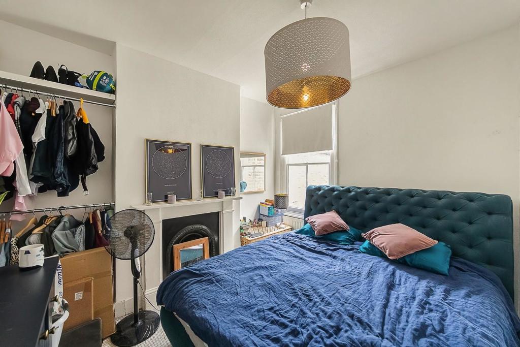 Bedroom (2).jpg