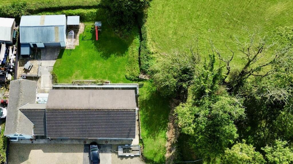 dji_fly_20250905_222714_175_1757167840455_photo_op