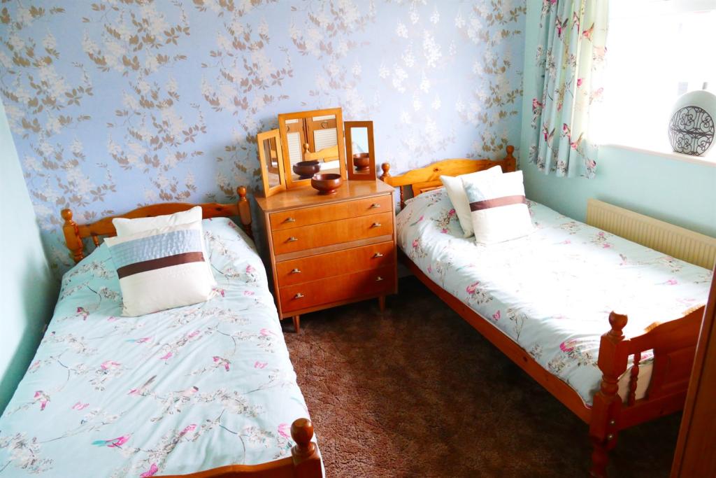 Bed 2