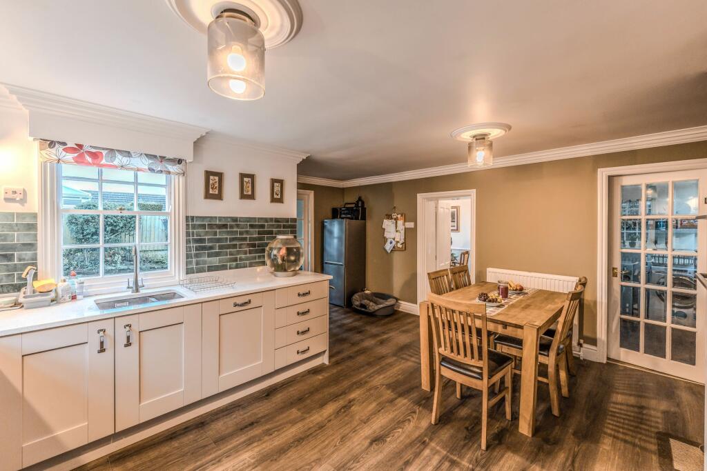 Breakfast kitchen
