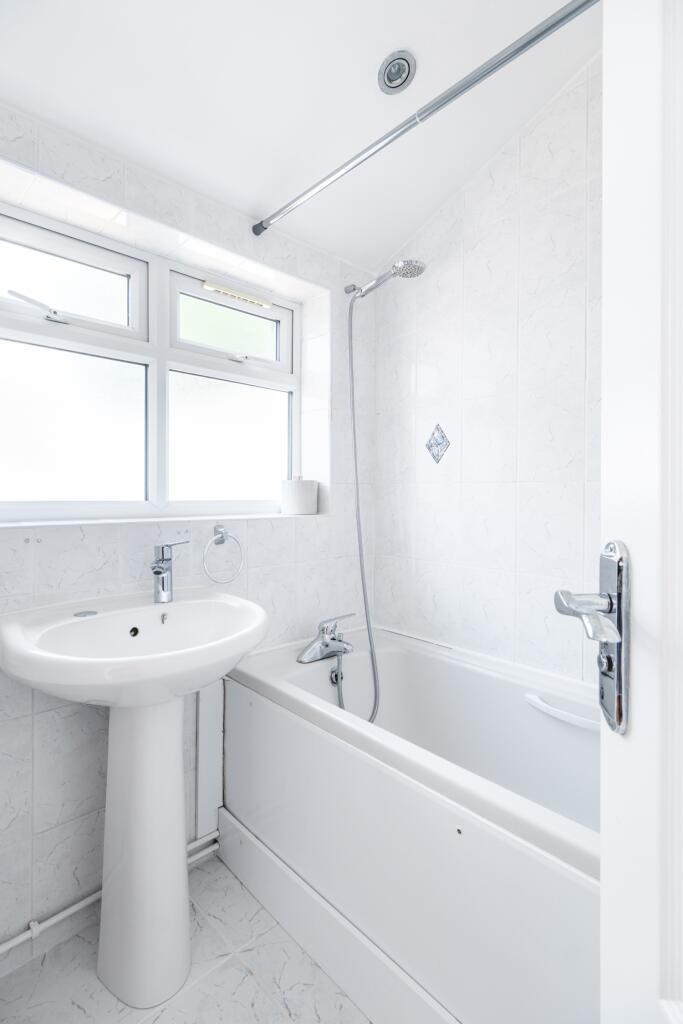 11-NUTFIELD-ROAD-8