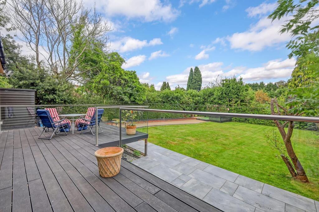 WhatsApp Image 2025-01-29 at 10.47.38-32.jpeg