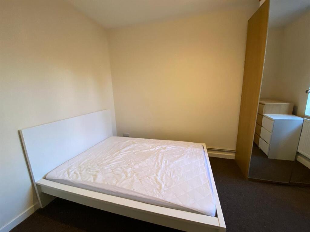 WhatsApp Image 2025-09-09 at 16.13.39 (2).jpeg