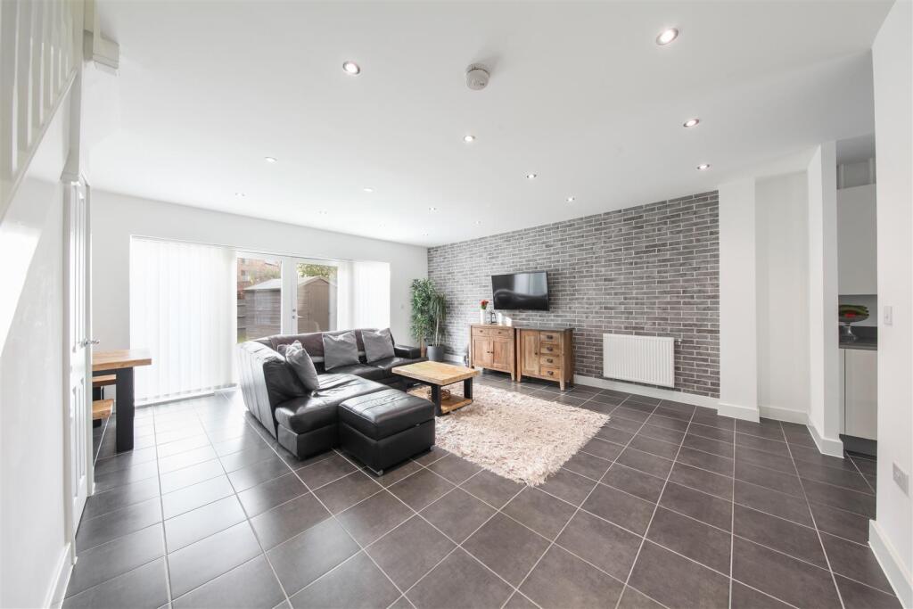 17 Michael Robbins Way  - FZzm7FmFKViqvWY3cchi.jpg