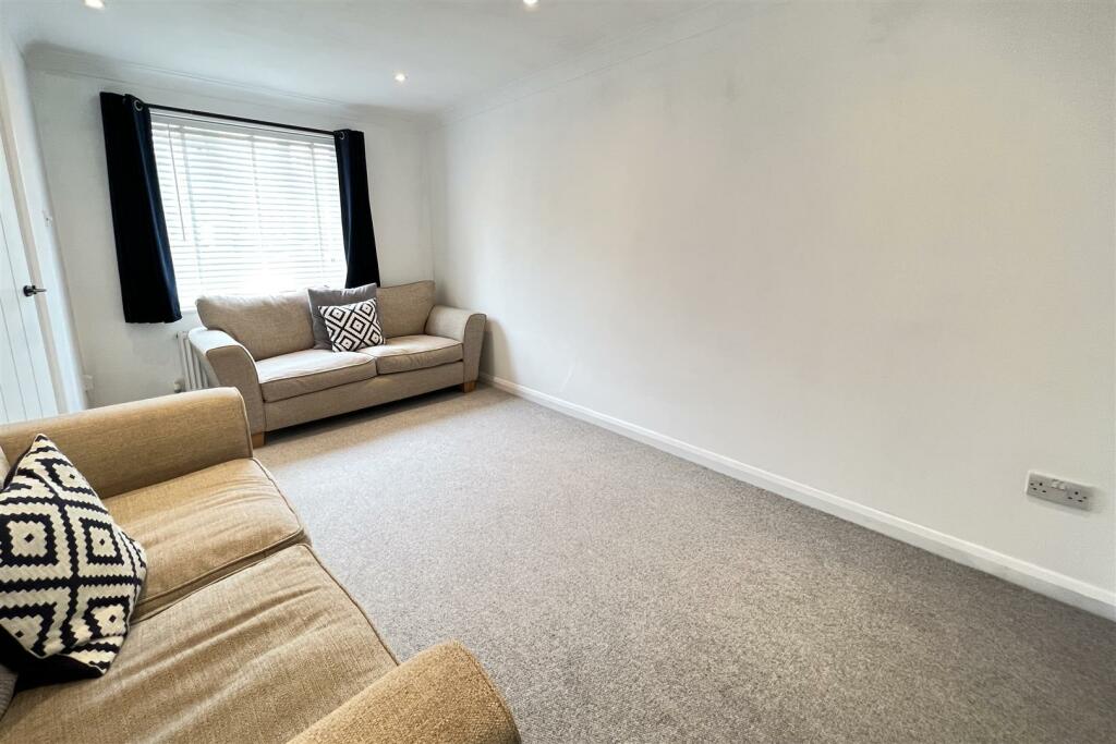 Living Room.JPG