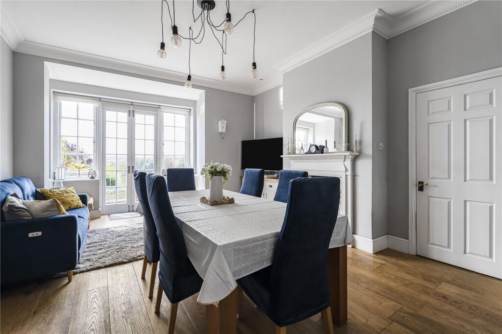 Dining Living Area