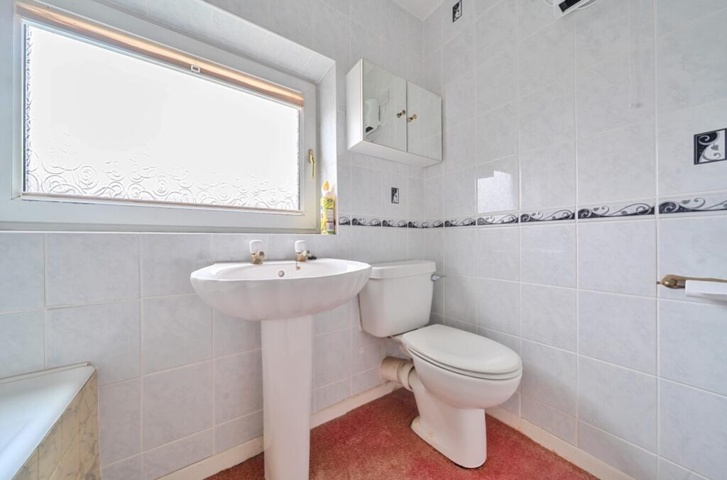 1387080-25-6938059f94dd0-ARW-1