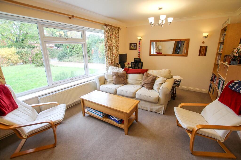 Lounge.