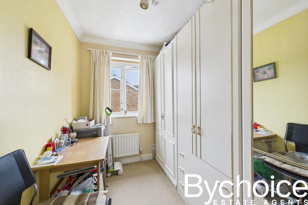 CAM05454G0-PR0017-STILL010