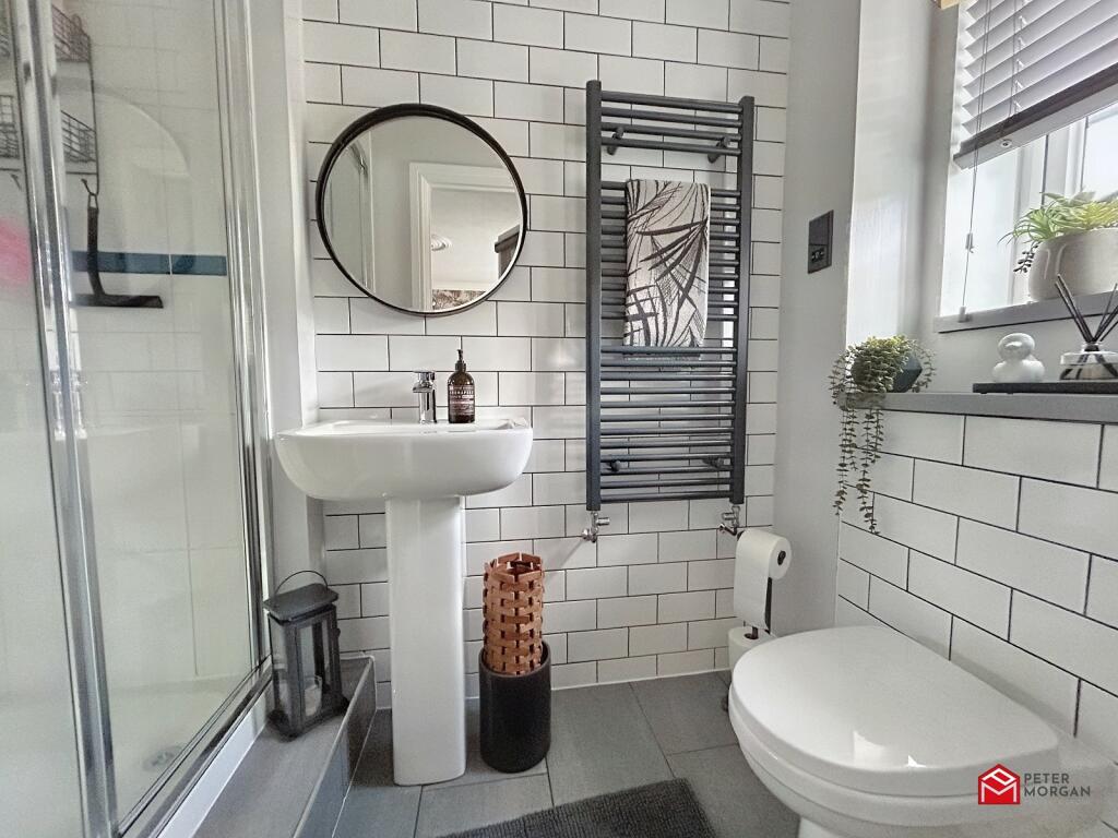 En-suite shower room