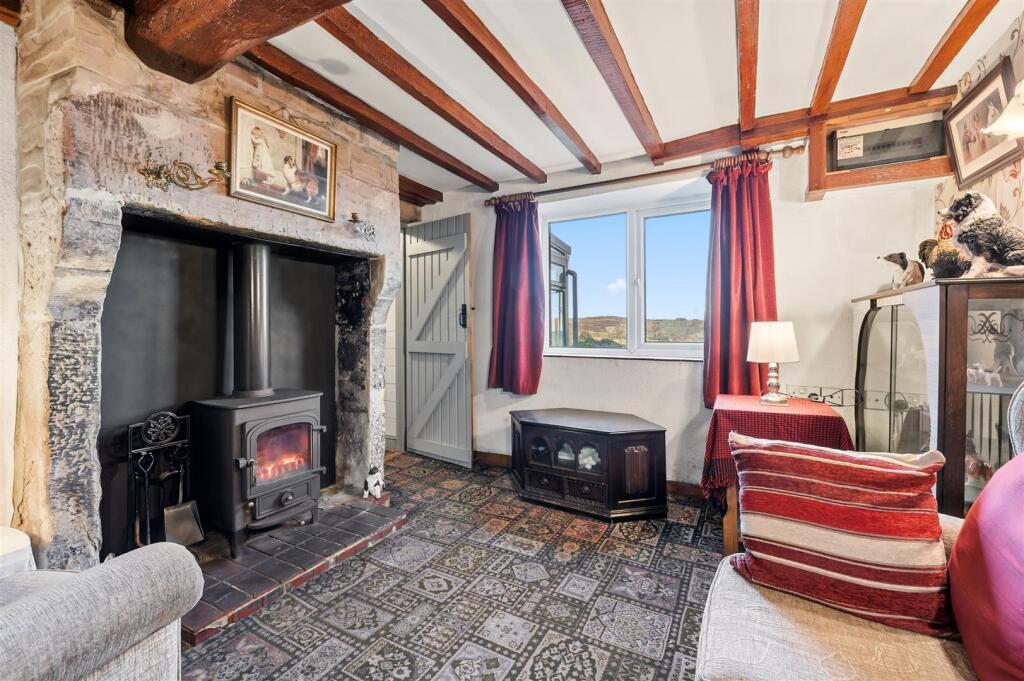 Sitting Room.jpg
