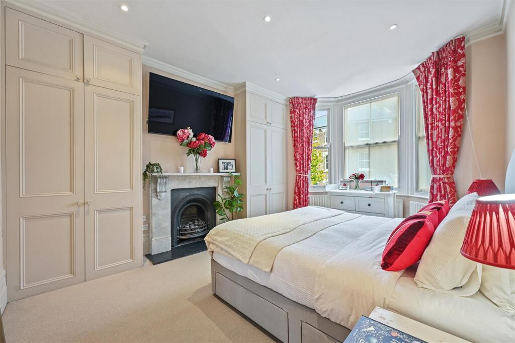 Westwick Gardens - BedroomA3 (1).JPG