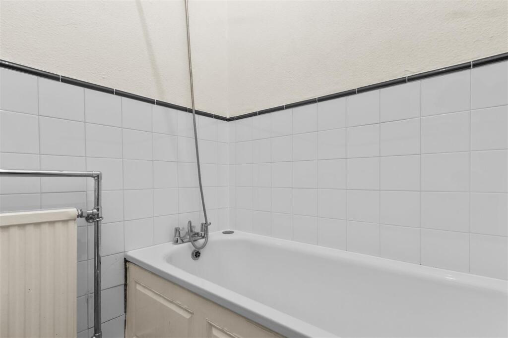 bathroom #2.jpg