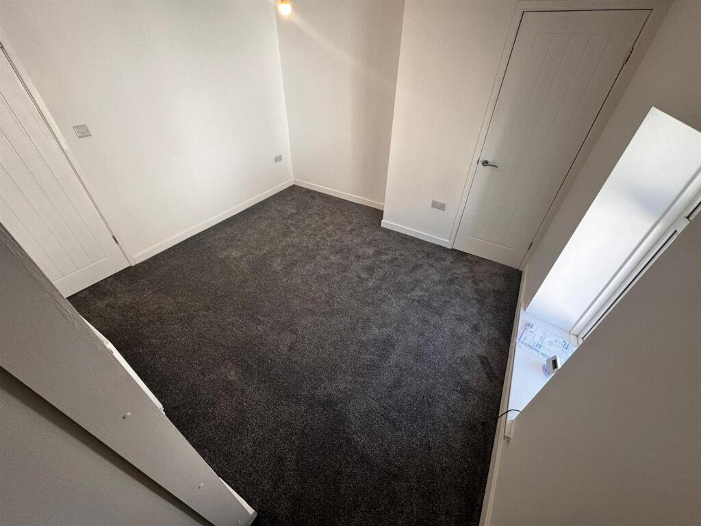 WhatsApp Image 2024-08-12 at 16.11.21-5.jpeg