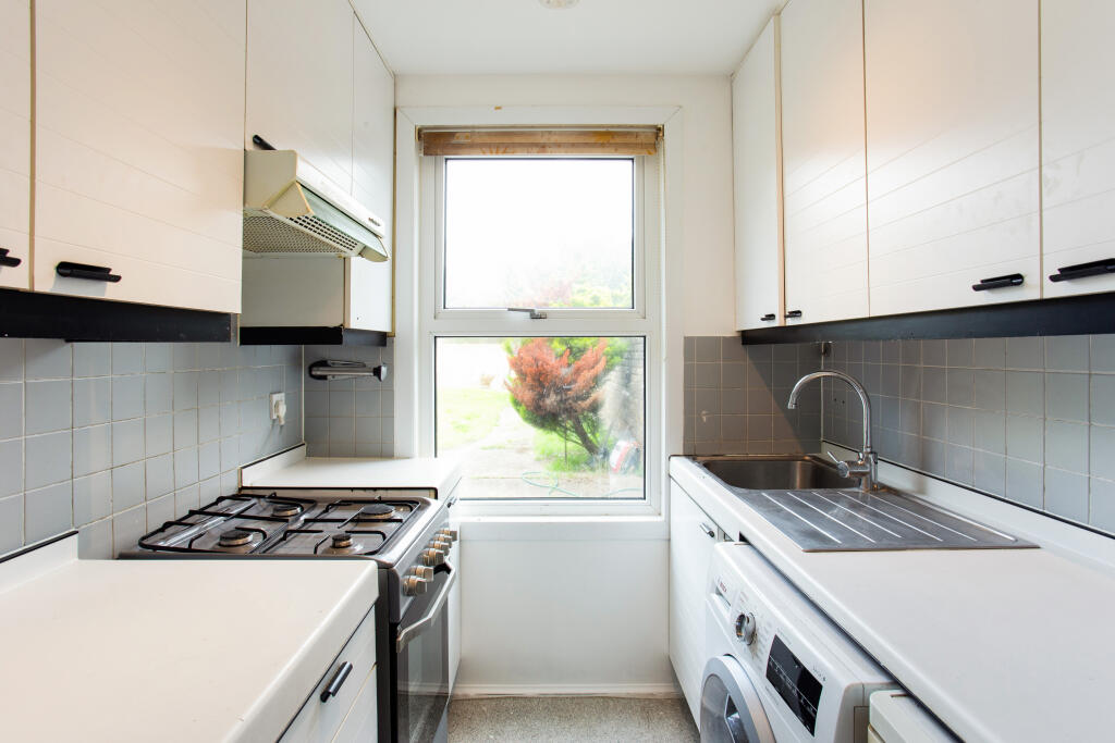 Flat 1, 49 Warwick R