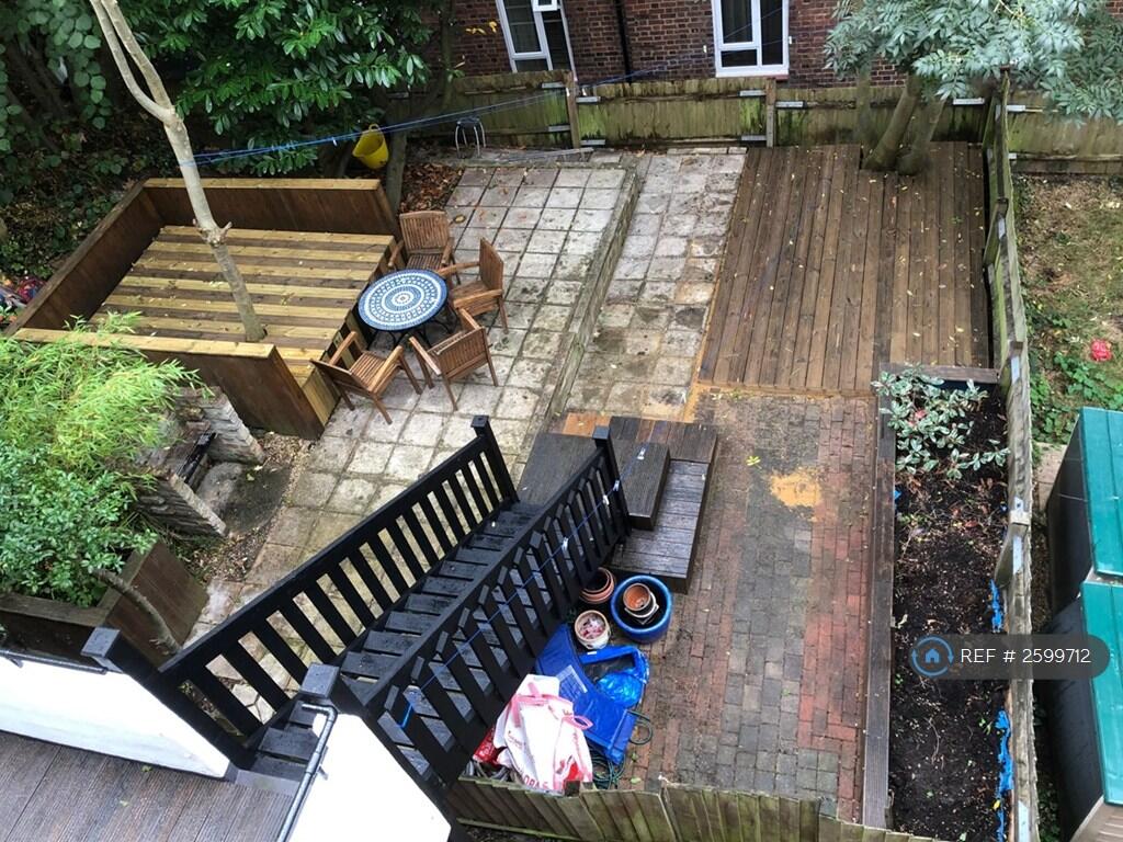 Large Private Garden 