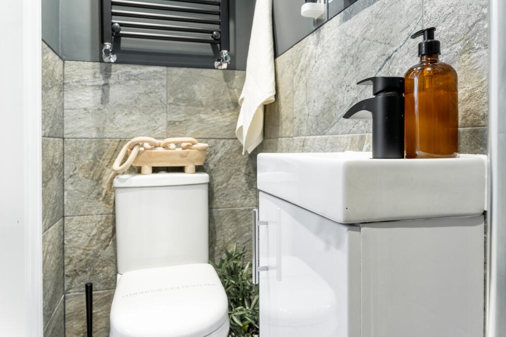 28 Adelaide Rd (37 of 71)