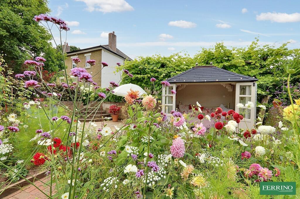 Summer House