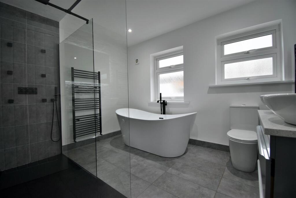 Bathroom WC