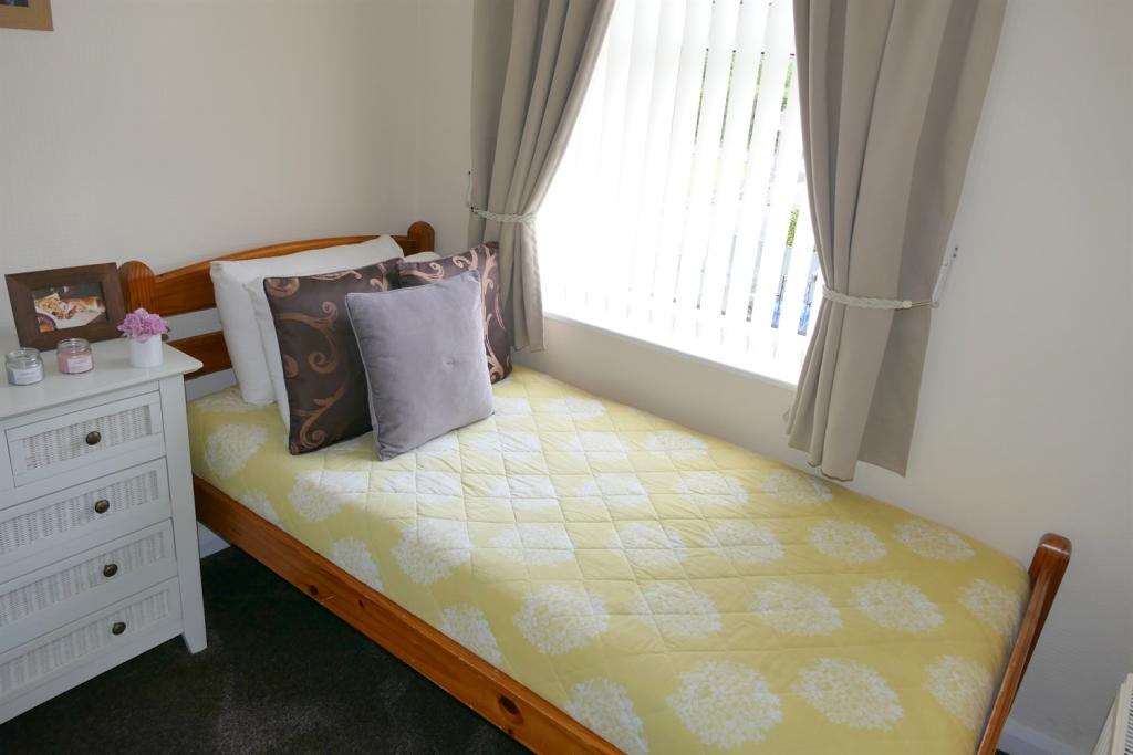 Bed 3 a