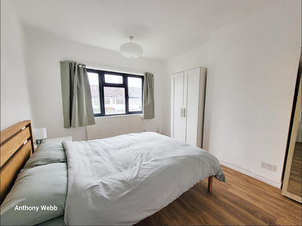 bed 1