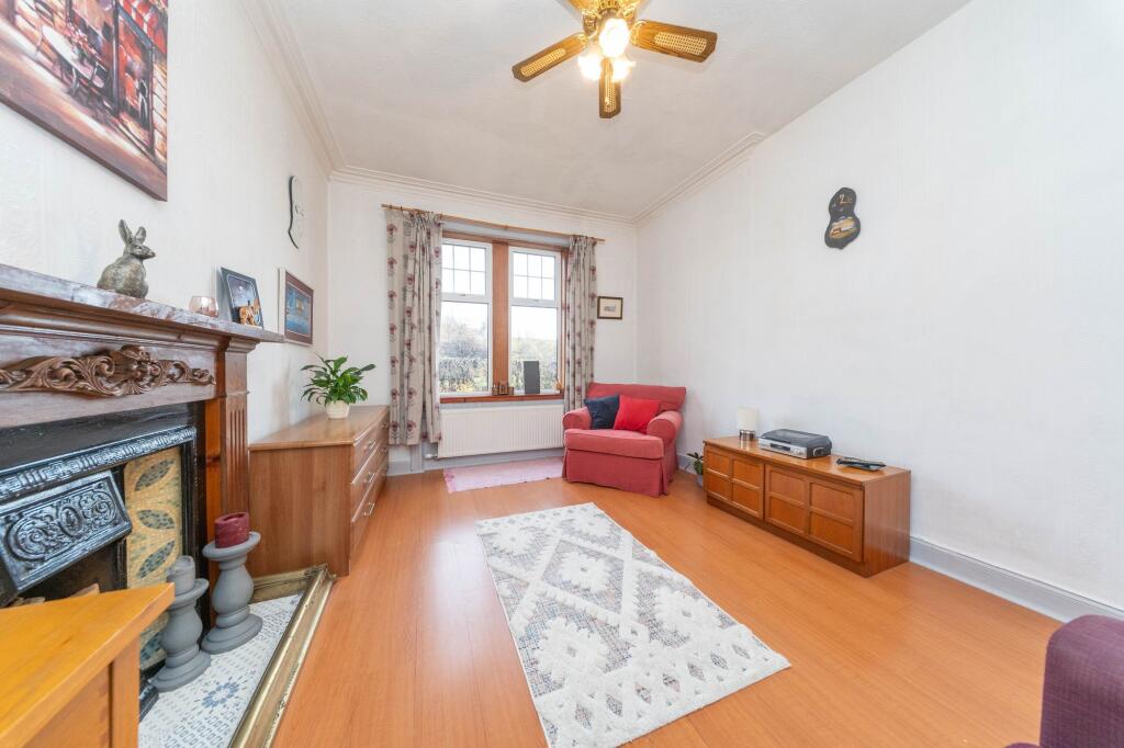 Second Lounge / Bedroom