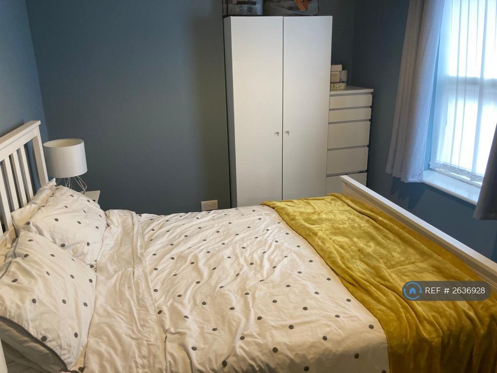Main Bedroom 13 Max Into Recess 8¿9¿