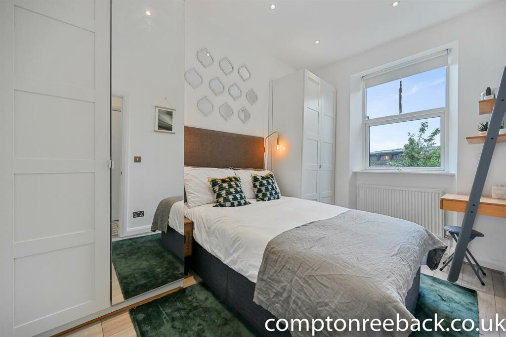 BCCR - 16C Maygrove Road - Bedroom 1 (4).jpg