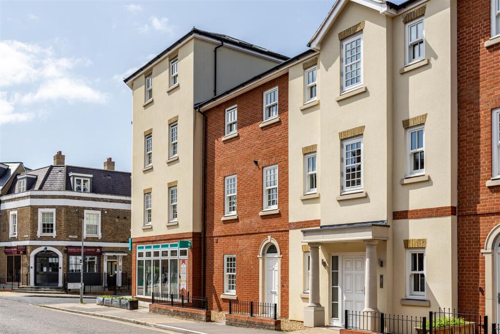 87 Railway Street-14.jpg