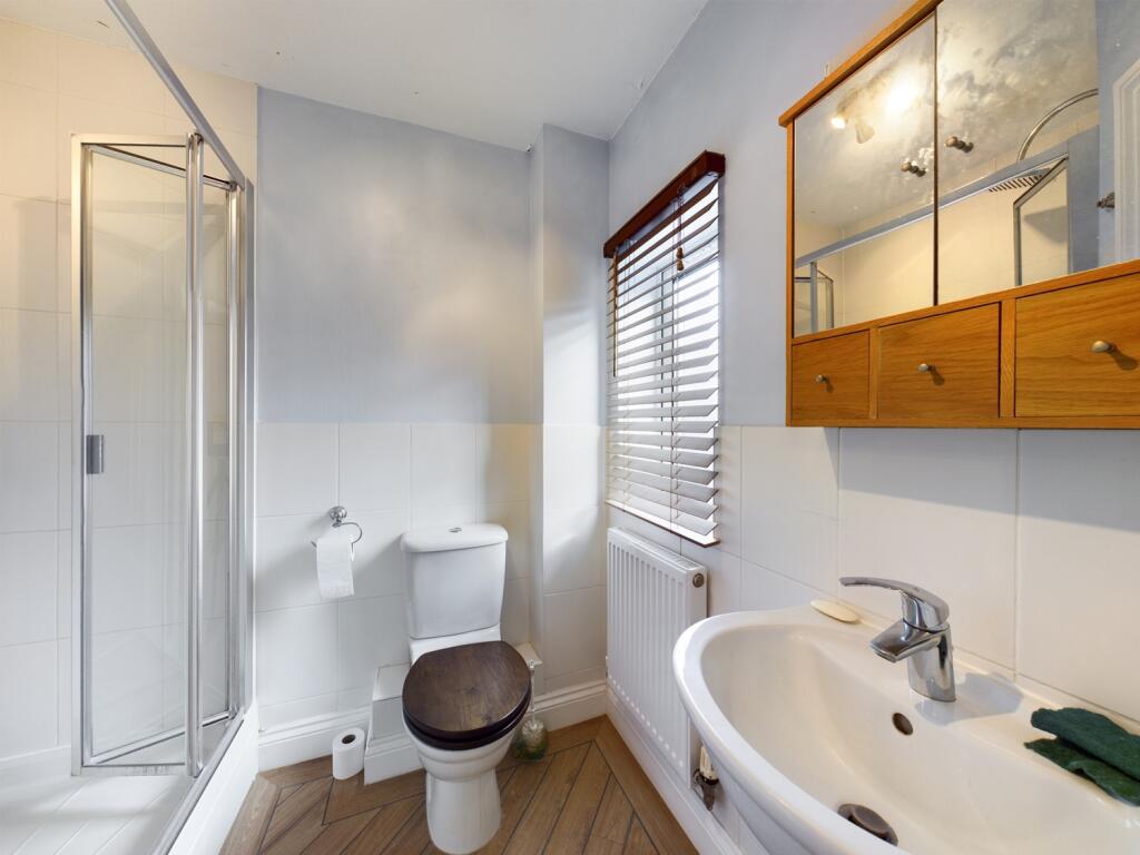 Ensuite