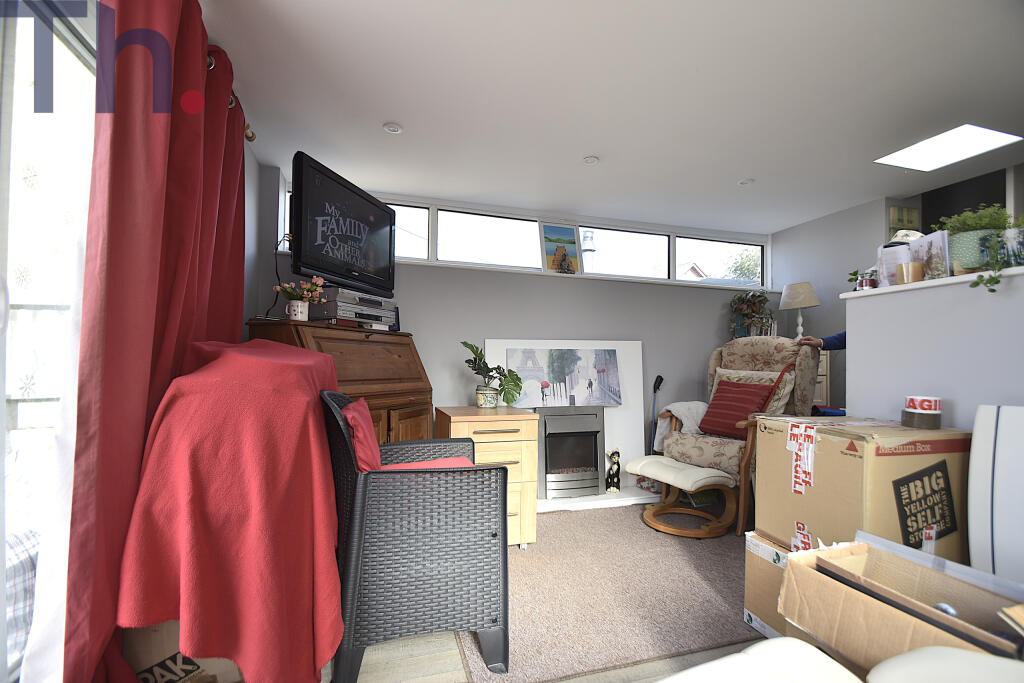 Bungalow 2 Lounge Area