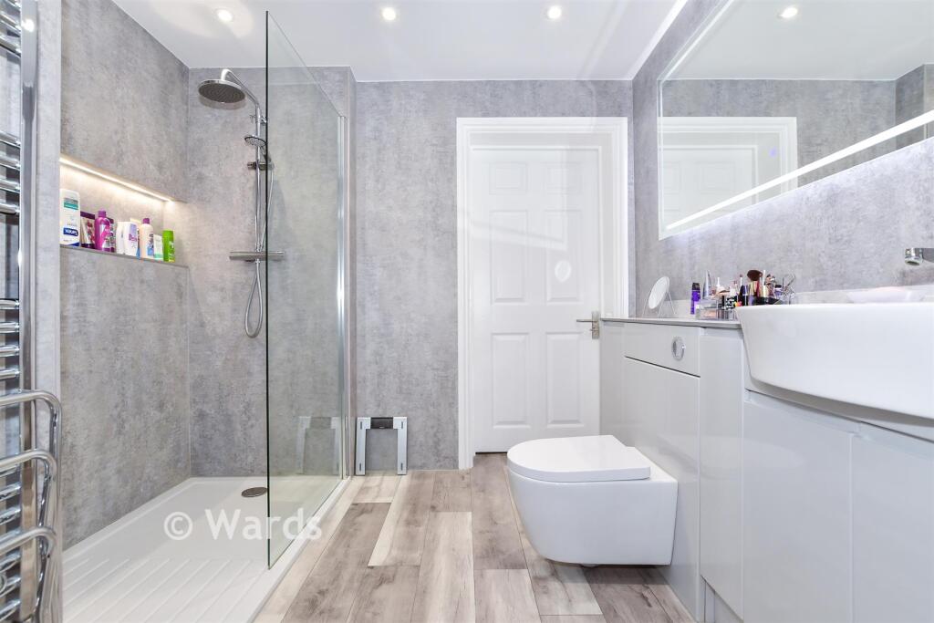Jack And Jill En-Suite