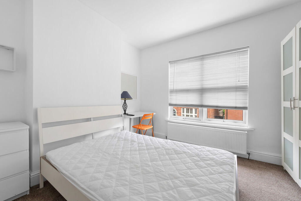 19 West Lorne Str...