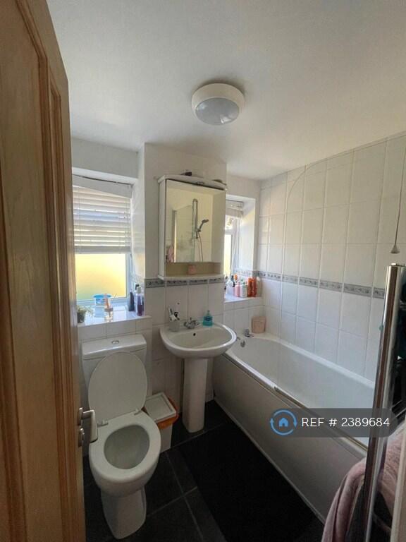 Bathroom (Bath With Overhead Shower)