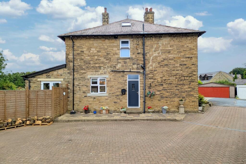17 Cookson EweMove Brighouse (28)