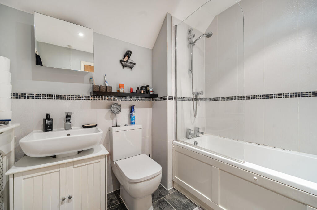 1373808-21-68ff70...