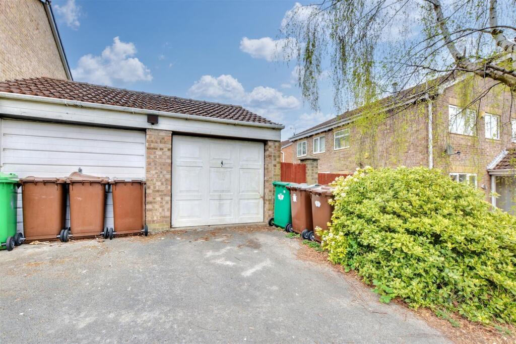 Garage.jpeg