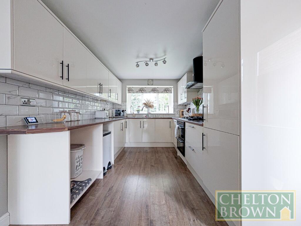 Kitchen &amp; Diner