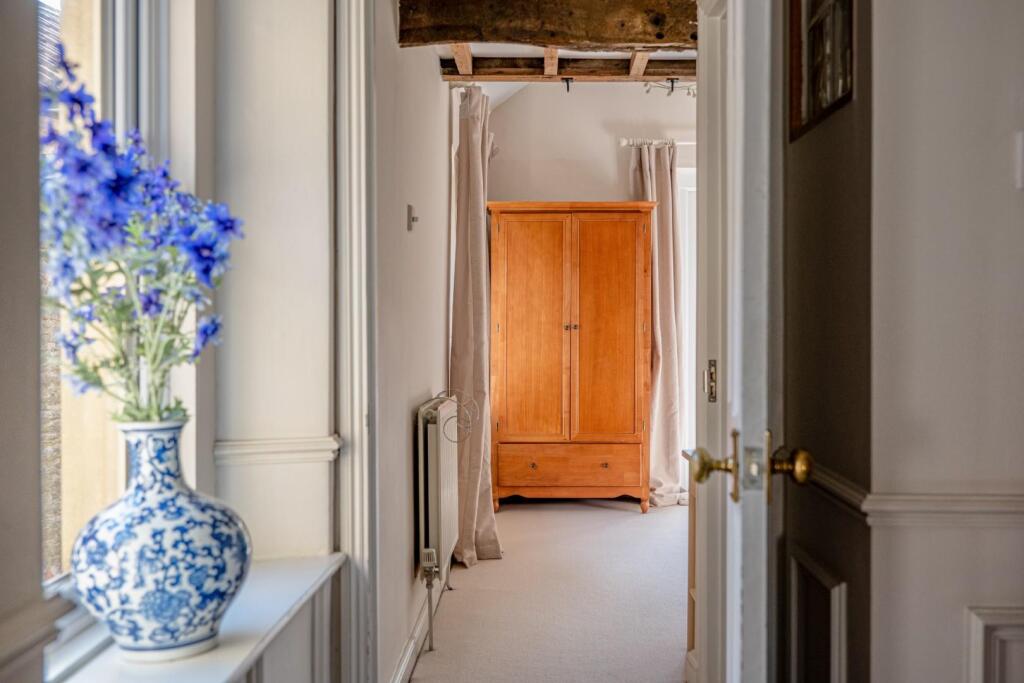 First Floor Landing.jpg