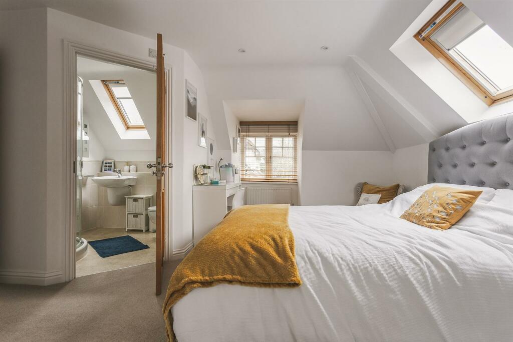 66247_4 Hayman Close, Charlton Kings Cheltenham  (
