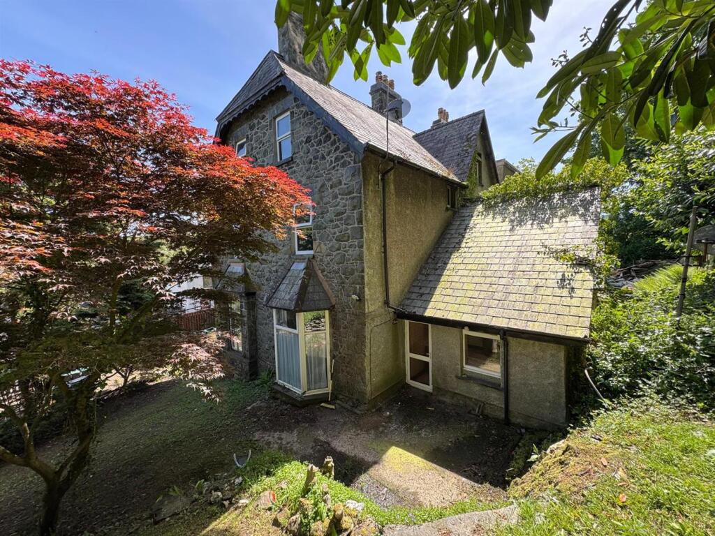 PHOTO-2025-05-16-06-38-10 (19).jpg