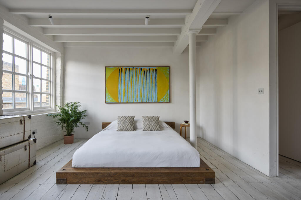 258582 - DGLA1232.jpg