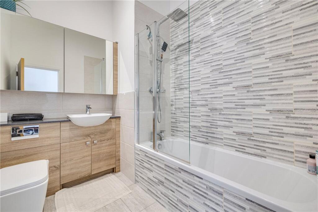 Ensuite Bathroom