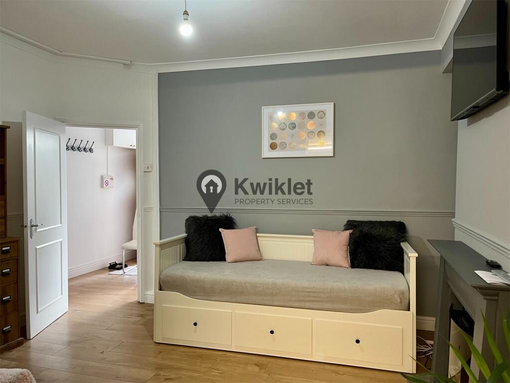 eZy Watermark_13-01-2023_01-07-34pm