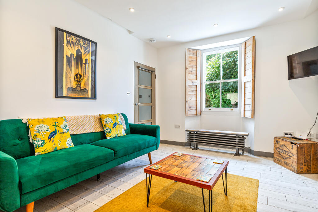 A08 - 9a Seymour Place - 250626