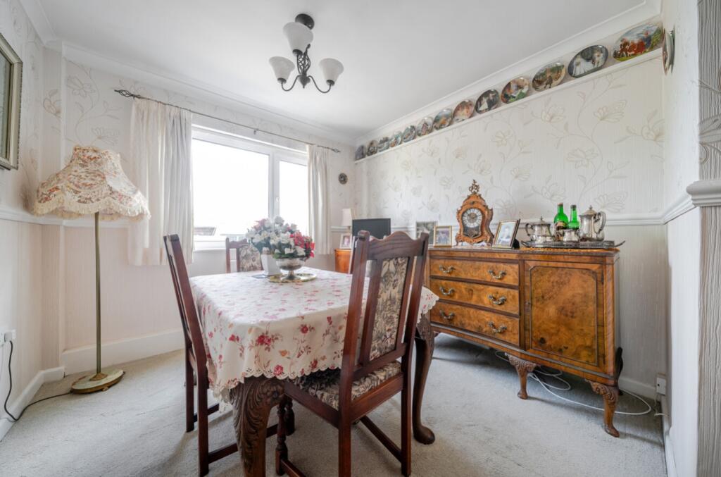 1320812-10-686bfc43dc61b