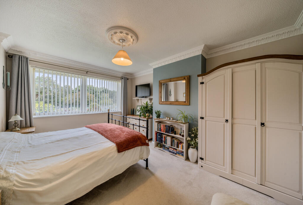 1362174-9-68debc0...