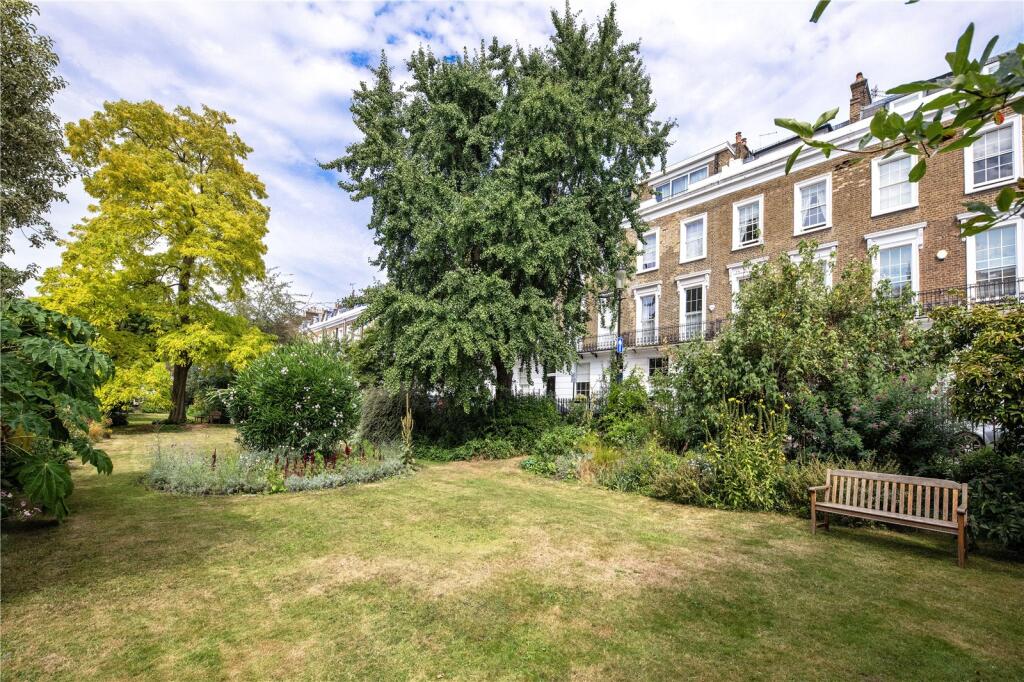Square Gardens